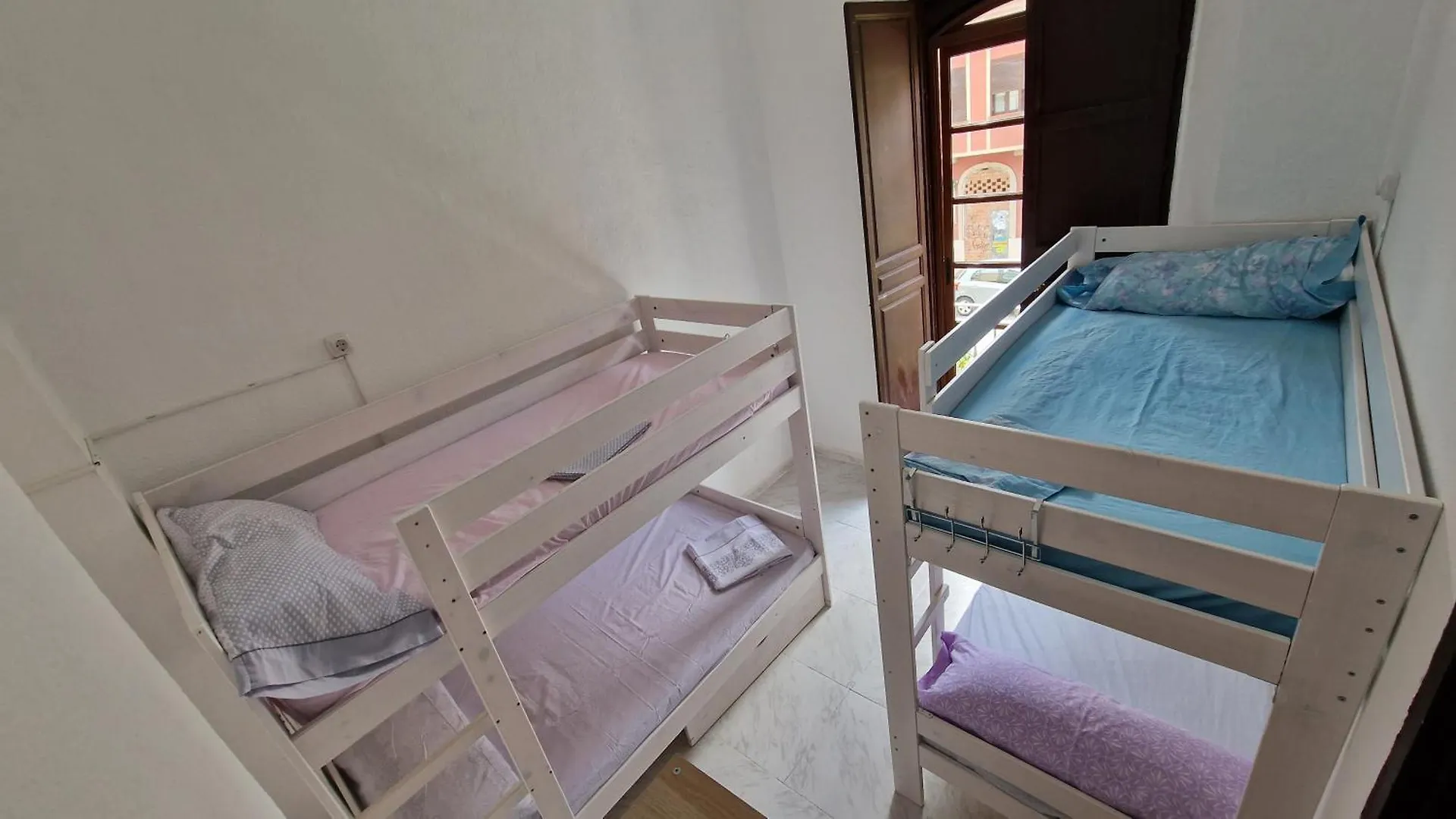 Hostel Historic Malaga Centro Rooms